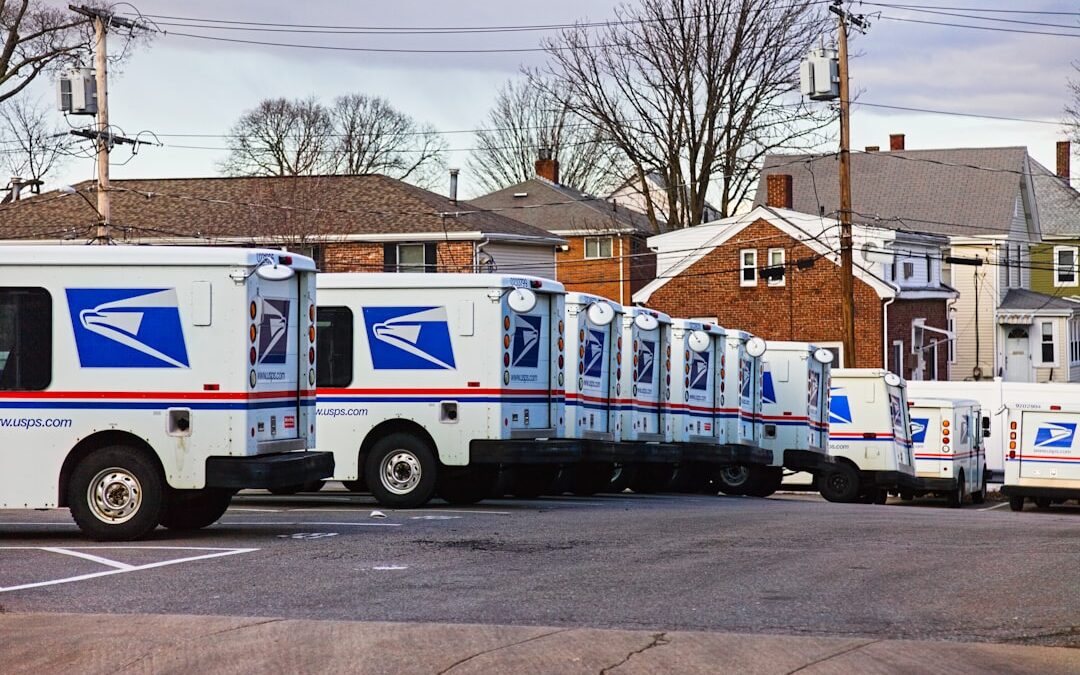 Photo Postal truck